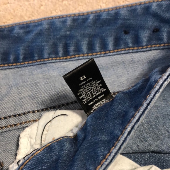 Express Shorts (2 pairs) you get both pairs!! - Picture 4 of 6